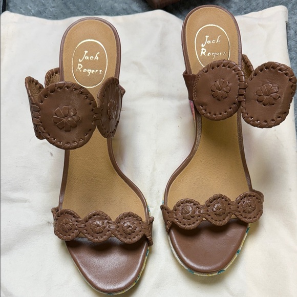 Jack Rogers Women's Tan Leather Sandals - Picture 1 of 5